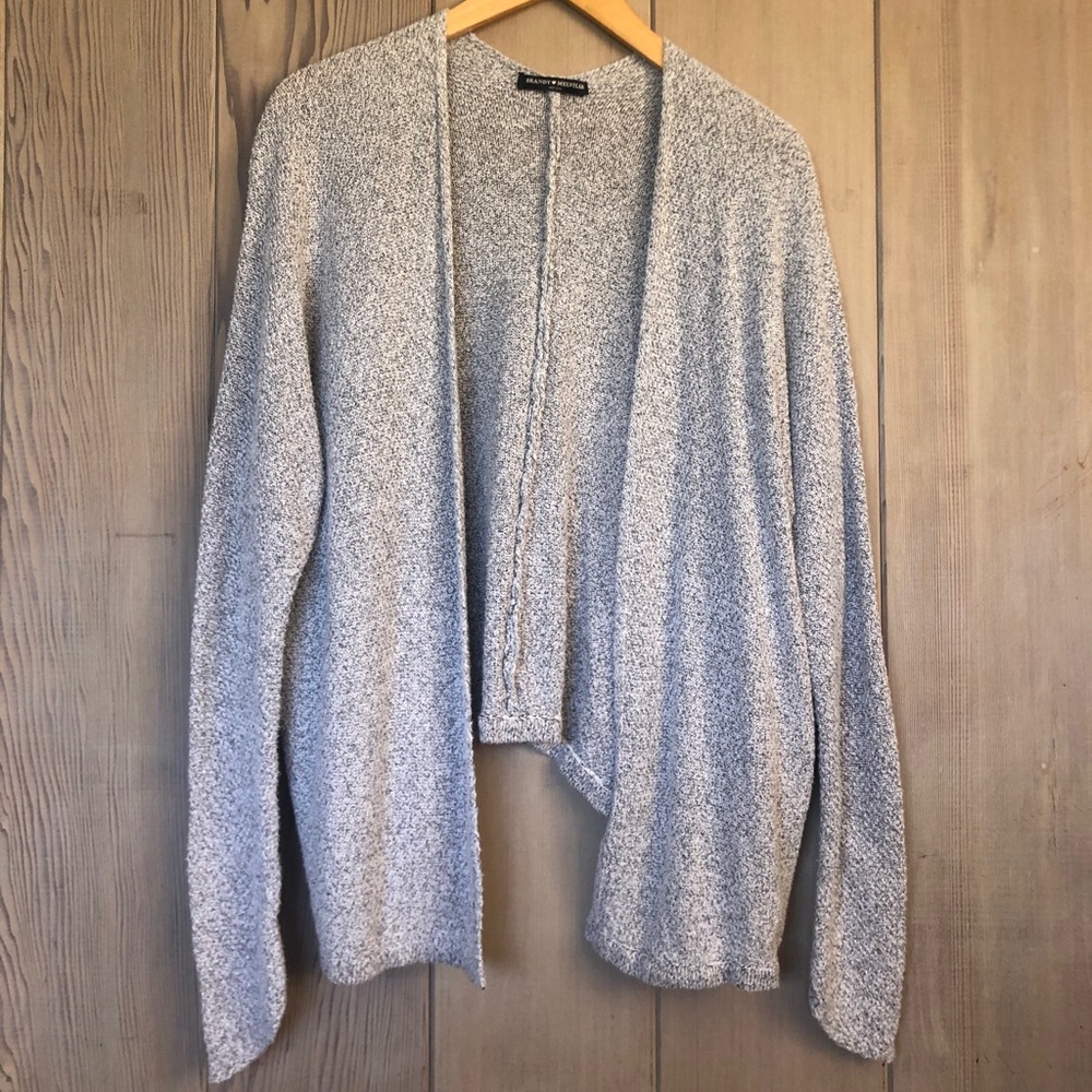 🌸Brandy Melville Oversized Cardigan🌸